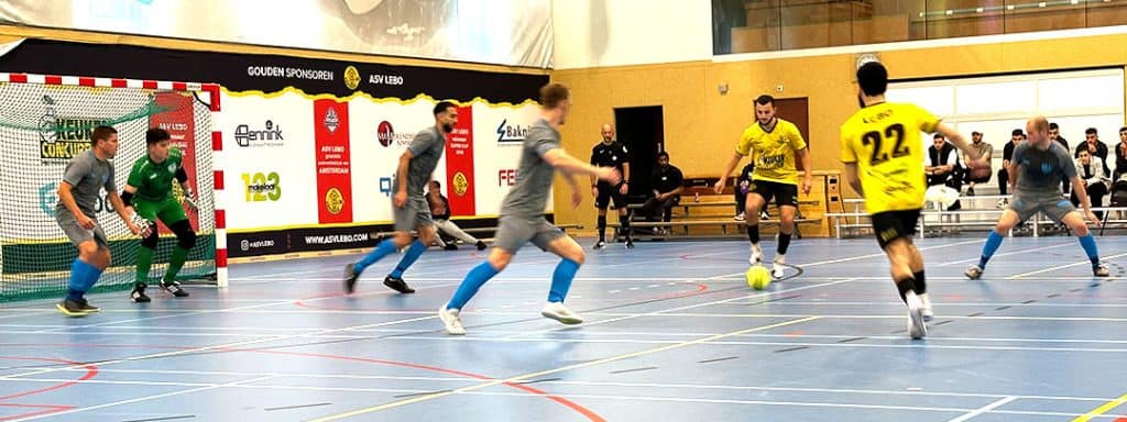 Actiemoment uit de wedstrijd tegen ASV Lebo